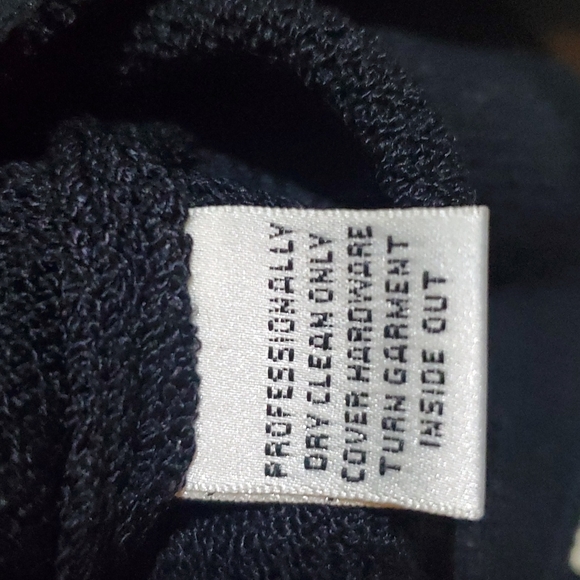 SOLD!! ST. JOHN EVENING Knit Lace Rhinestone Jacket - Size 8 - Picture 9 of 9